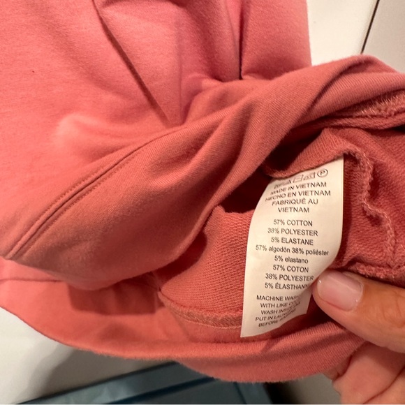 Michael Kors Women’s Dusty Pink thin hooded sweatshirt - Size 2X - - Picture 7 of 9